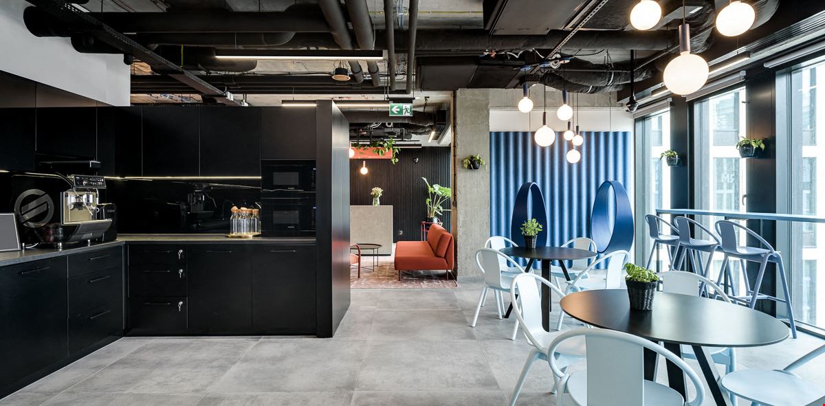 City Space - Face2Face