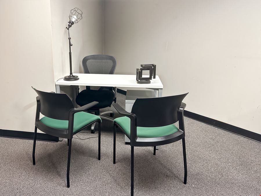 LA, New Orleans - Energy Centre Building