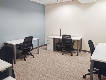Regus - Savannah - 22 Bull St