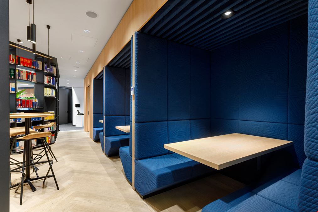 K1 Business Club - k1 BusinessClub FOUR