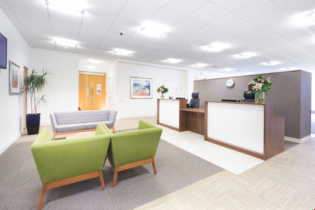 Landmark: Milton Keynes, Pinnacle