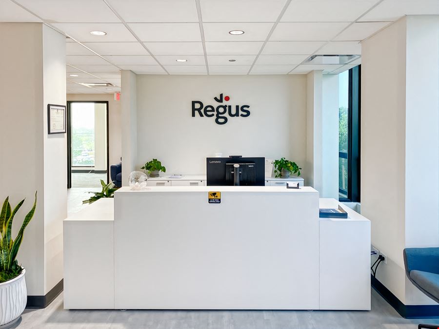 IL, Oakbrook Terrace - 22nd St