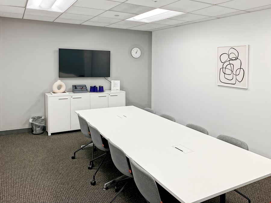 Regus - Centennial - Chester St