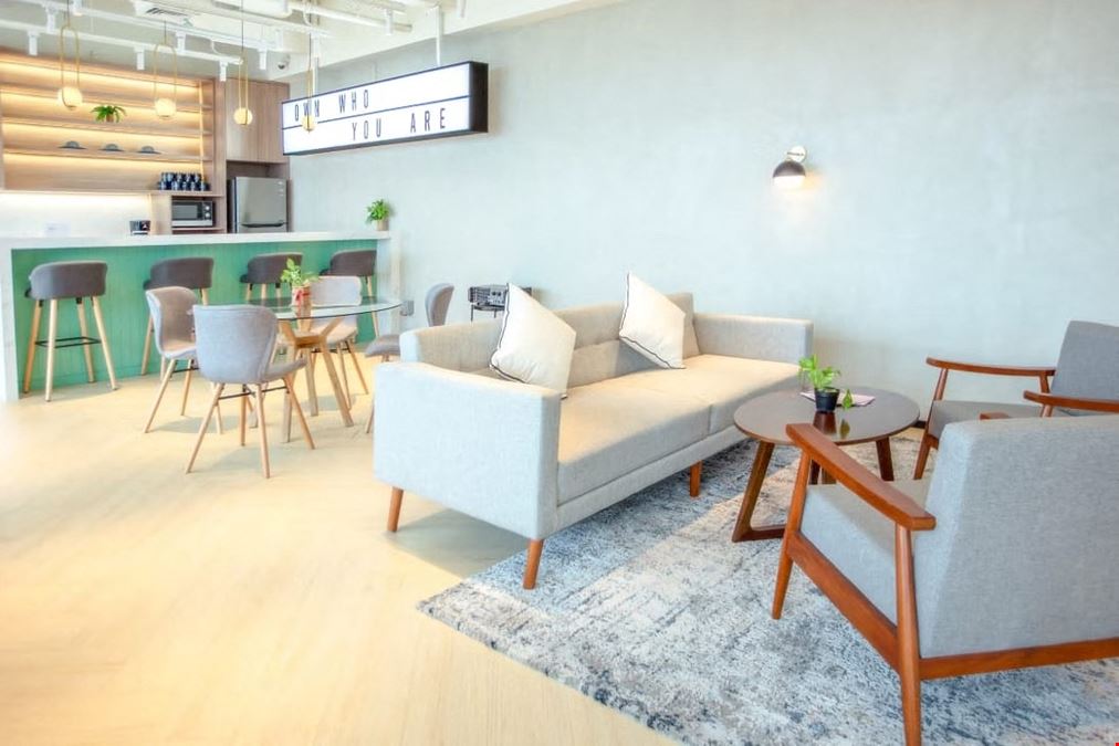 GoWork - MNC Tower Surabaya