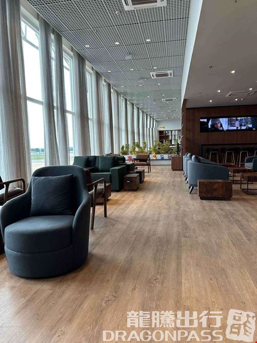 BRB VIP Lounge - Latitude  Santa Genoveva Airport Boarding Terminal