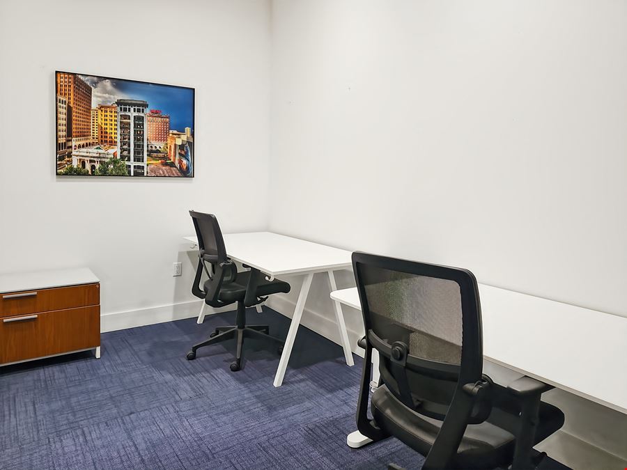 FL, Jacksonville - Dennis St.