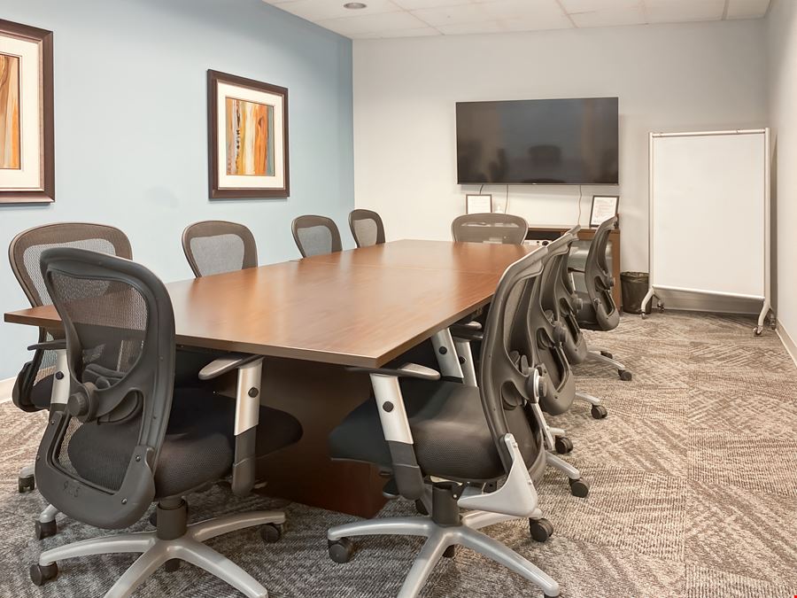 IL, Warrenville - Cantera