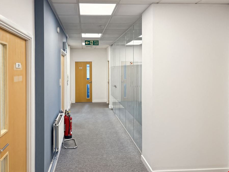 Regus - Winchester Crown Walk