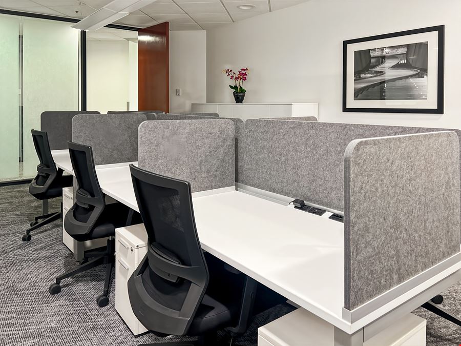 CA, Sacramento - 8880 Cal Center Drive