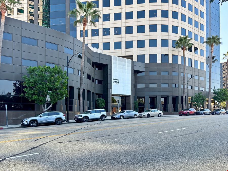 CA, Burbank - The Tower