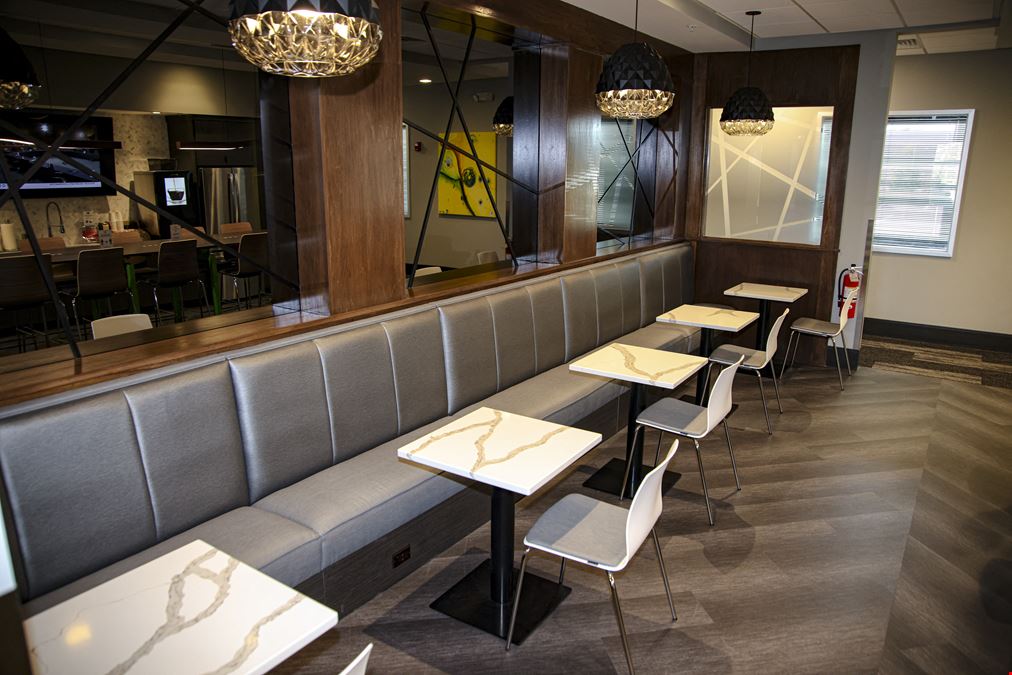 Link on Commerce Drive