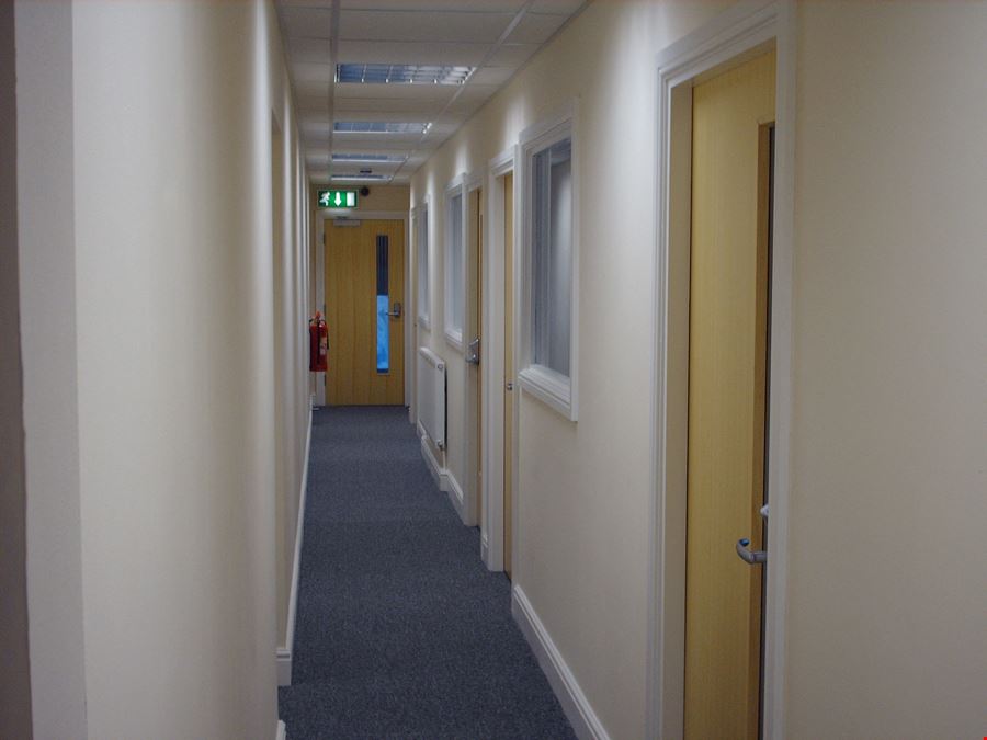 Storage Giant - Leeway Court