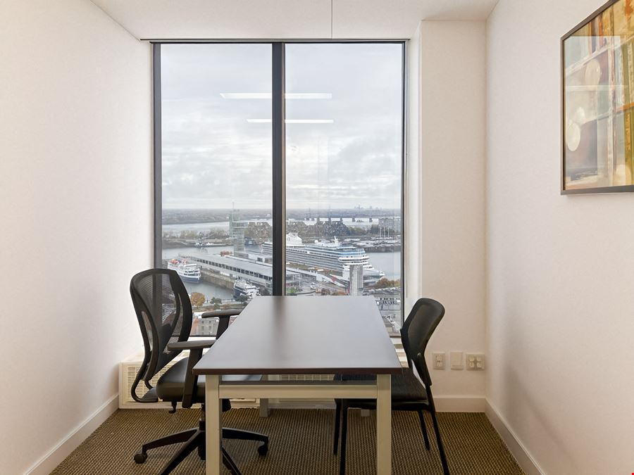 QC, Montreal - Place d'Armes