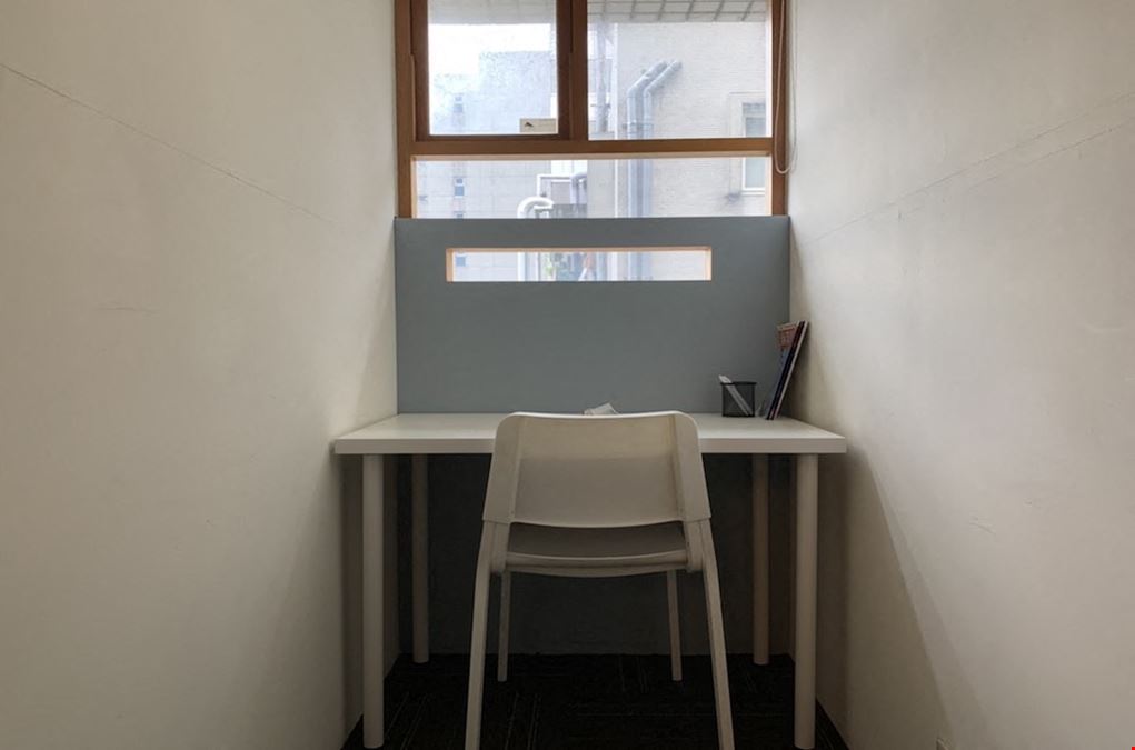 KING SPACE-Main Station Center