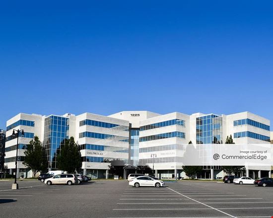 Preview of Franklin Avenue Plaza Office space for Rent in Garden City