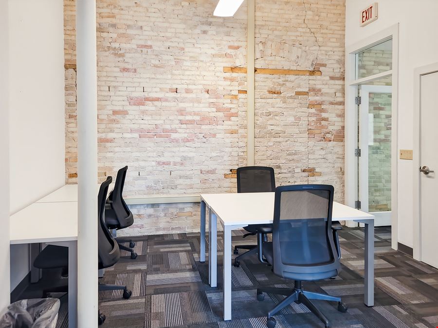 WI, Sheboygan - N 8th St