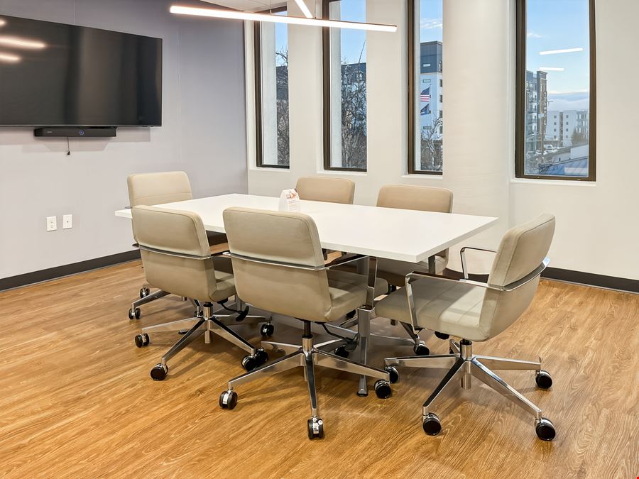 WA, Burien - 8th Ave