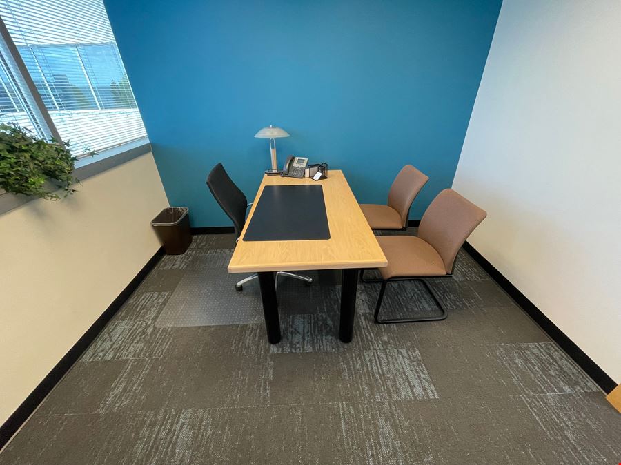 Franklin Avenue Plaza