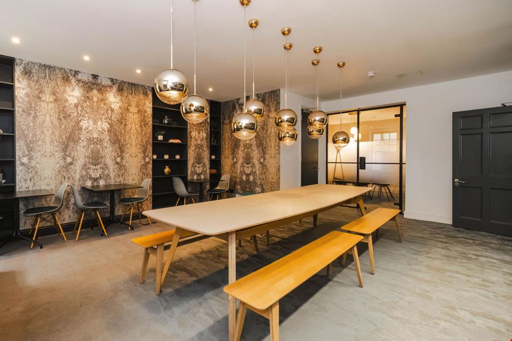 The Boutique - 36 Soho Square