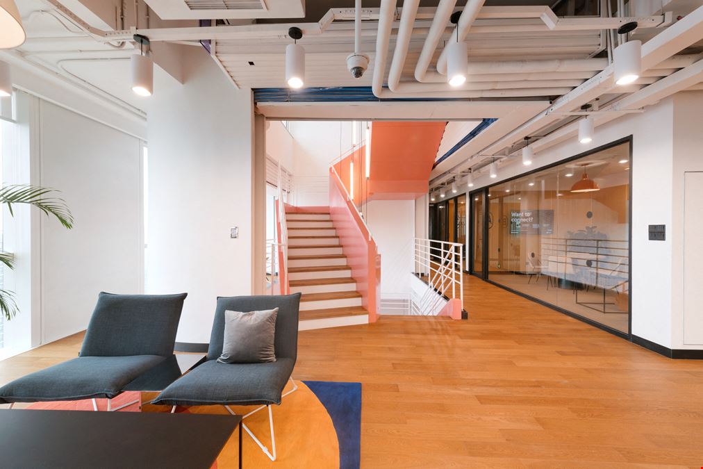 Ruidong Center - No. 199 Xiadong Street