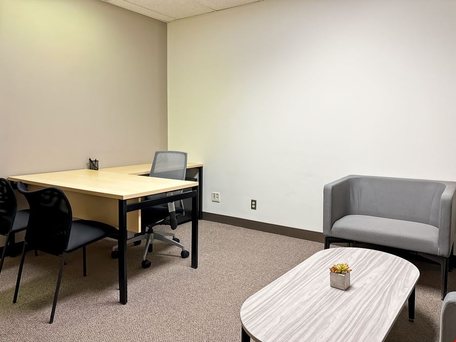 MI, Troy - Troy Liberty Center