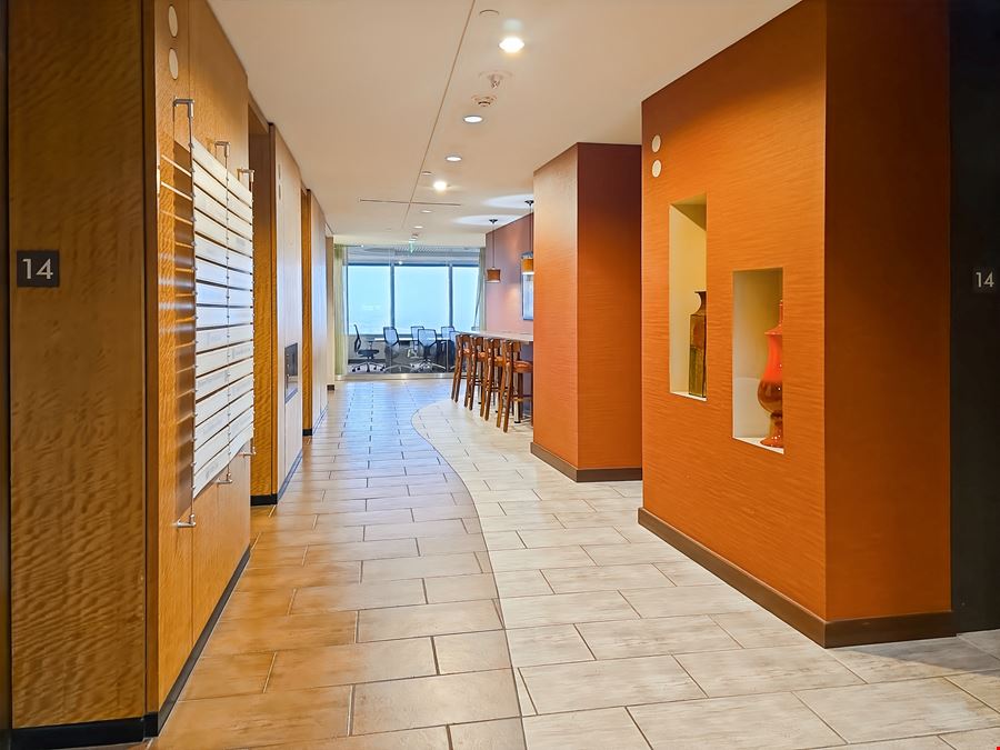 Regus - San Antonio - One Riverwalk Place