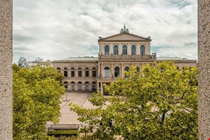 Office Club An der Oper