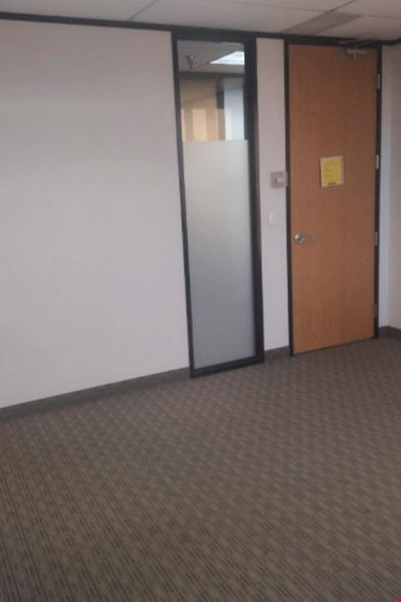 Workstyle Flexible Spaces - 8330-8360 Lyndon B Johnson Fwy