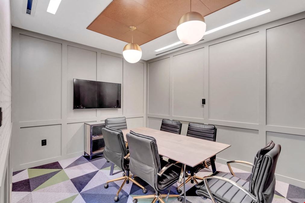 Medium Interior Meeting Room