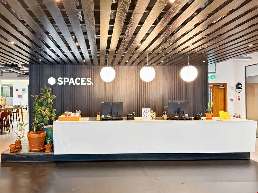 Spaces - Lochrin Square