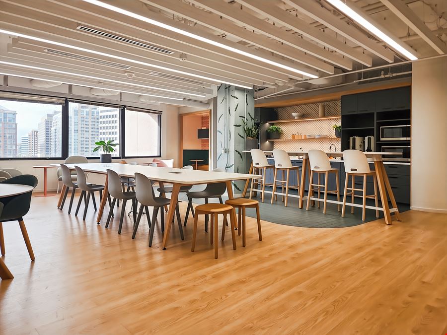 VA, Arlington - 2451 Crystal Drive