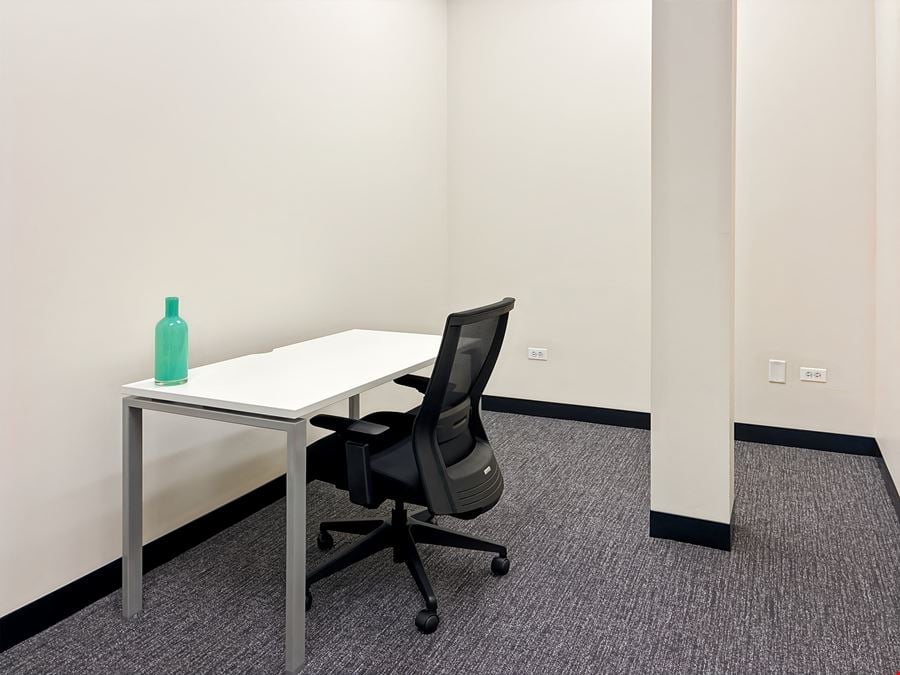 IL, Hoffman Estates - Prairie Stone Pkwy