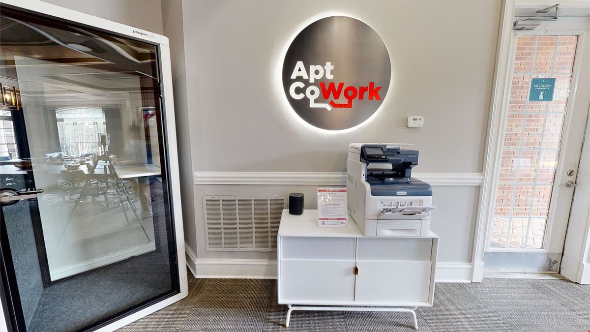 Apt CoWork at Retreat at Peachtree City - Open Seating