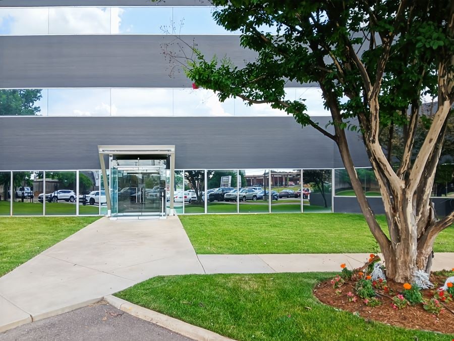 OK, Oklahoma City - N May Ave