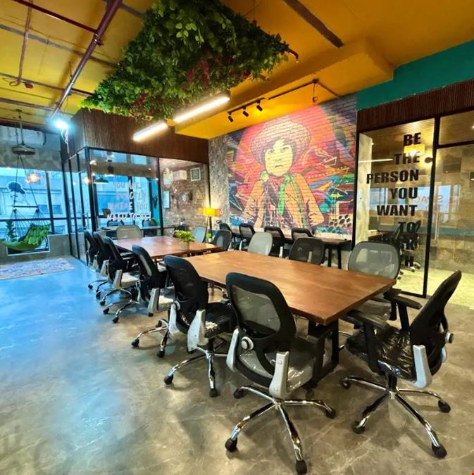 602, B, Annapurna Building, Off New Link Rd, near Adarsh Nagar, above Delicacy of China