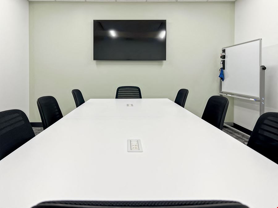 MI, Grand Rapids - Peninsular Dr