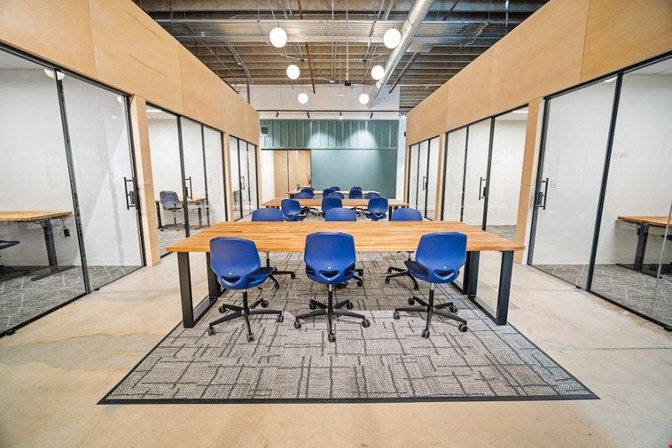 Dedicated Desk 15