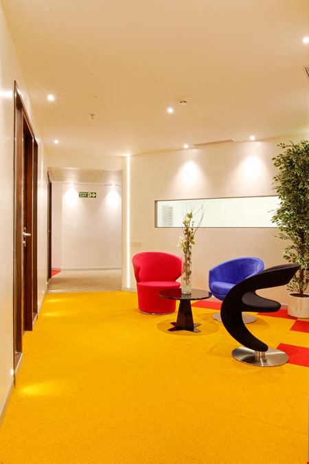 Featherlite Evoma - Whitefield