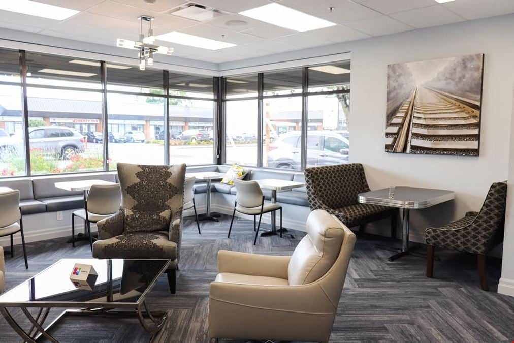 The Main Event Room & Lounge