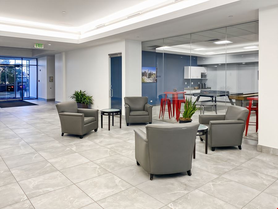 Regus - Denver - Tamarac Plaza II