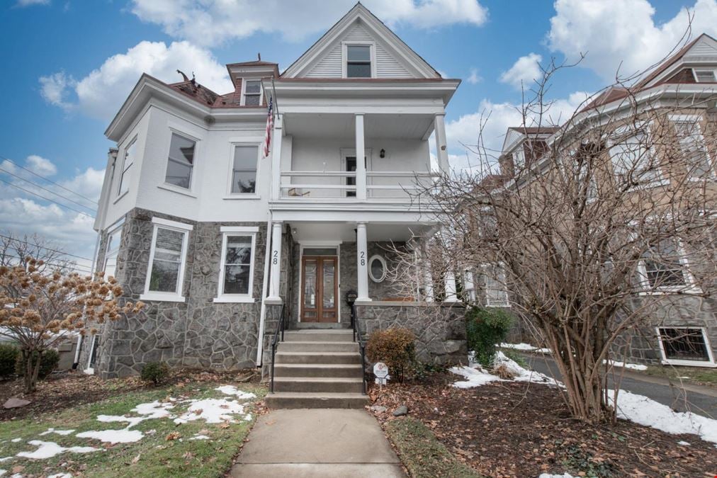 Lighthouse Realty CoWorking Space