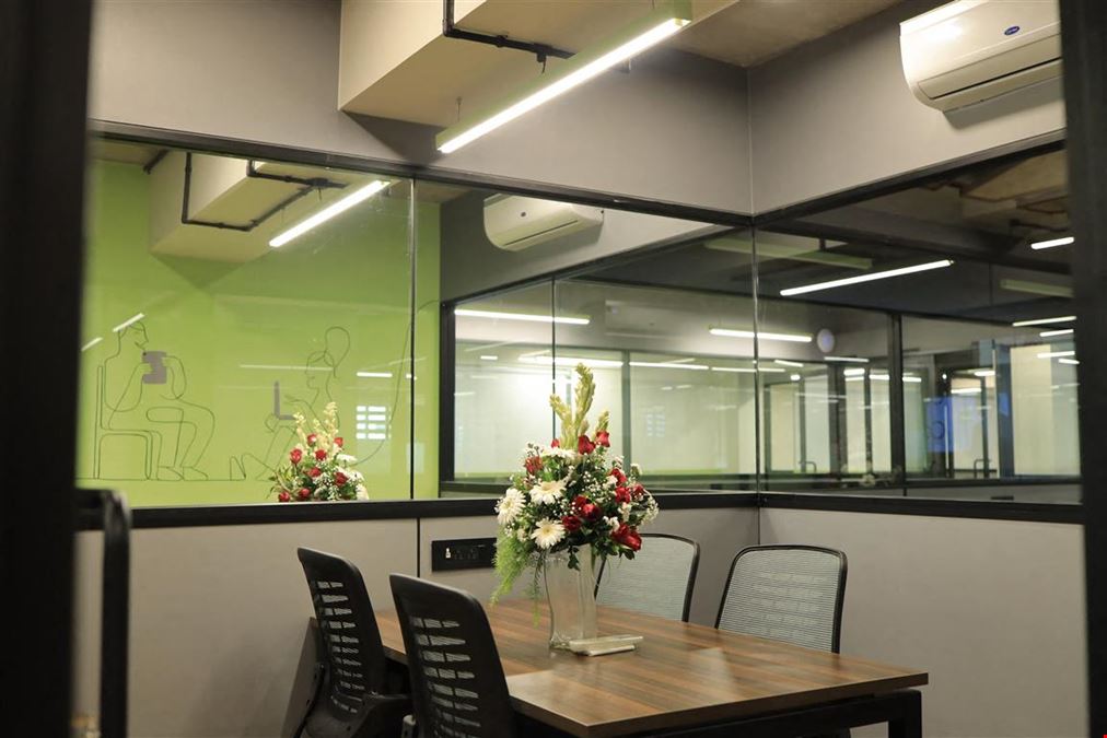 IKoVerk Co-Working - Althan 9th Floor