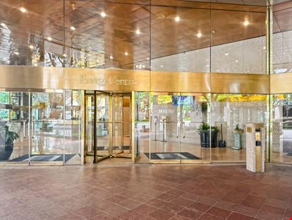 LA, New Orleans - Energy Centre Building