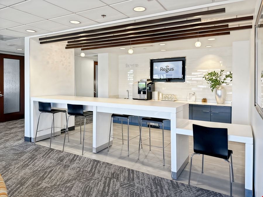Regus - Scottsdale - Camelback Square