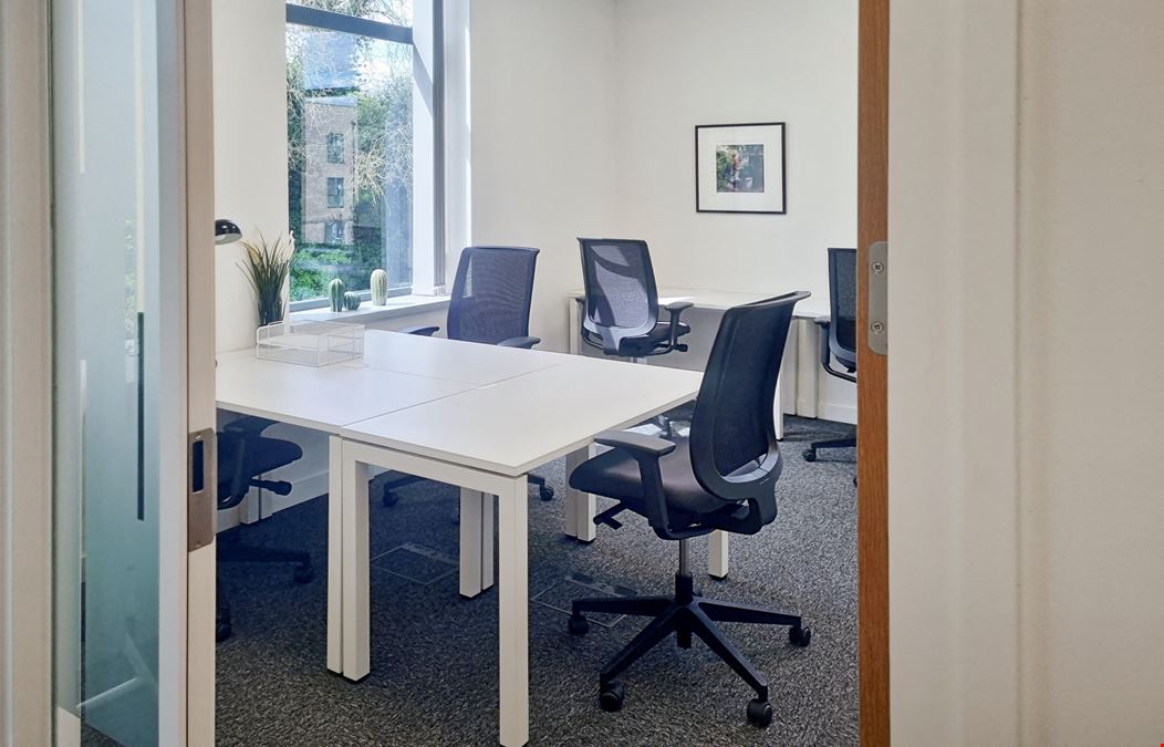 Harpenden, Waterside