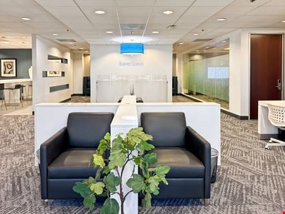 CA, Ontario - One Lakeshore