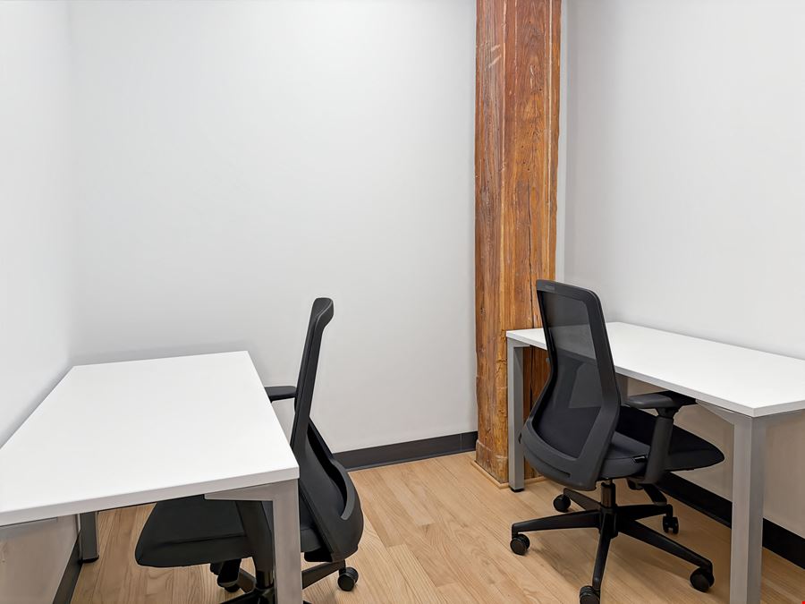 Regus - Chicago - Goose Island