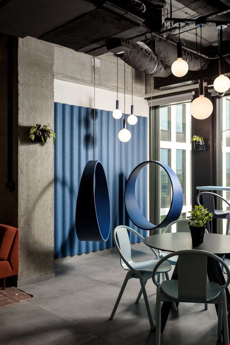 City Space - Face2Face