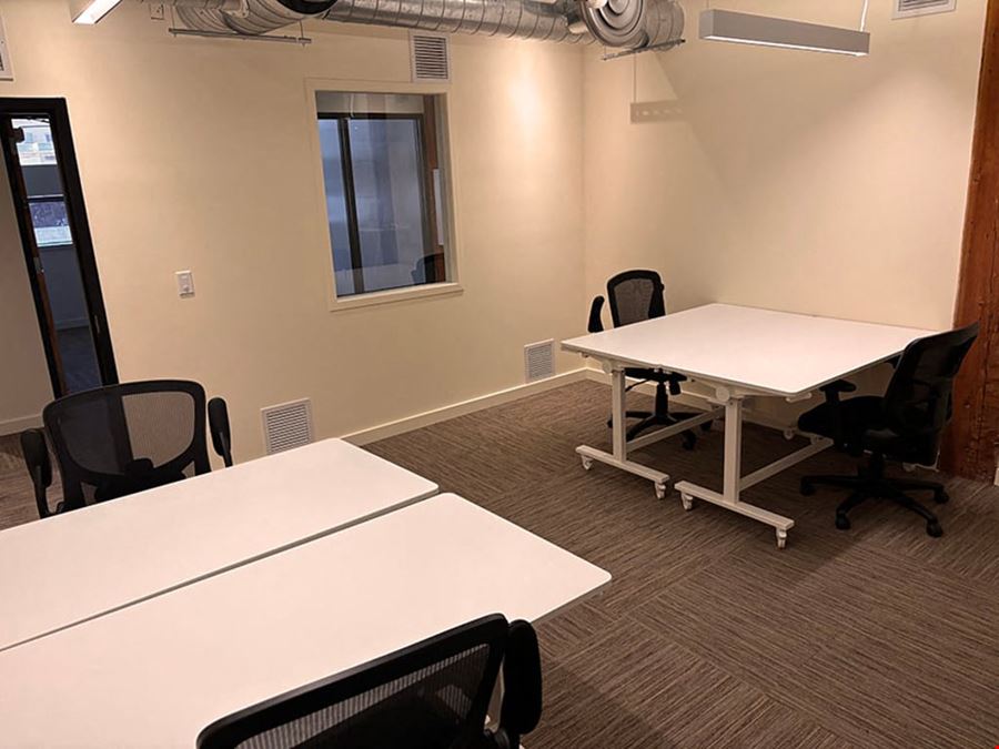 Private office for 4 (421)