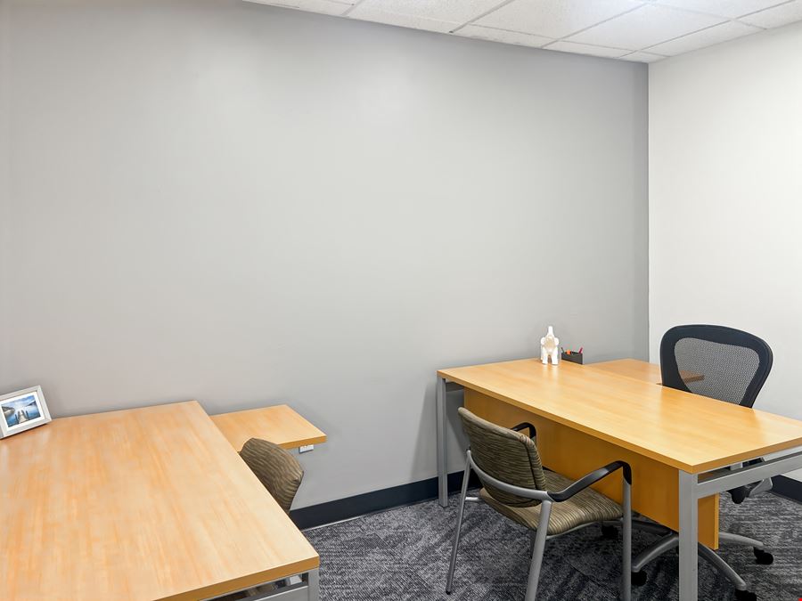 MD, Pikesville - Woodholme Center